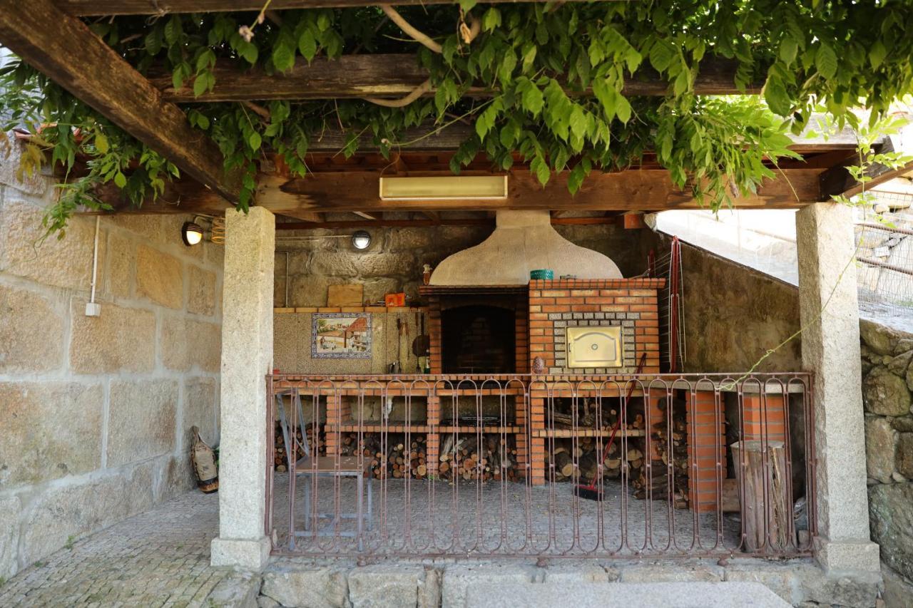 Casa Vista Alegre Villa Abelhal ภายนอก รูปภาพ