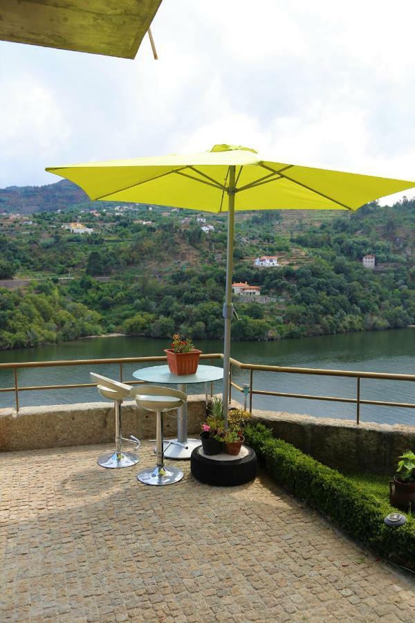 Casa Vista Alegre Villa Abelhal ภายนอก รูปภาพ