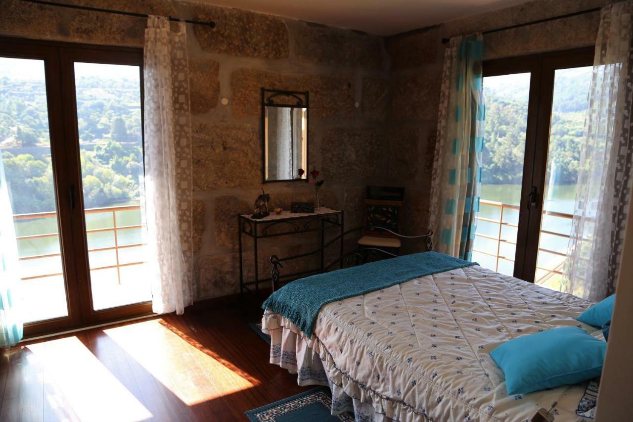 Casa Vista Alegre Villa Abelhal ภายนอก รูปภาพ